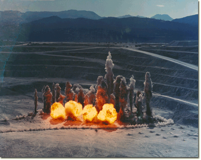 Fire in the ol\' hole!!.gif