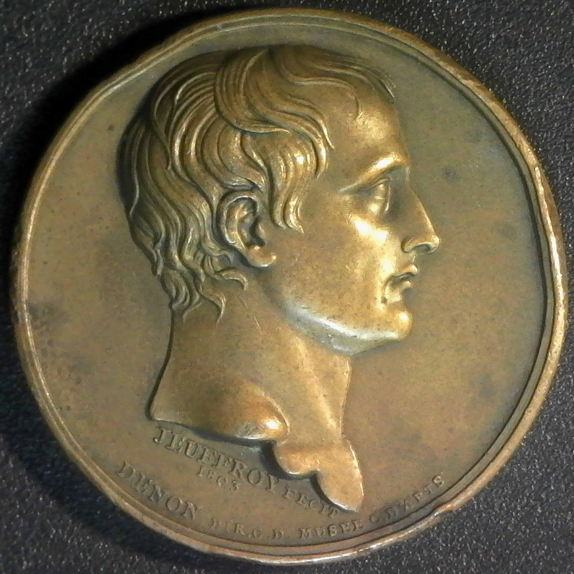France 1803  - Napoleon - Museum Visit - The Venus of the Medicis A.jpg