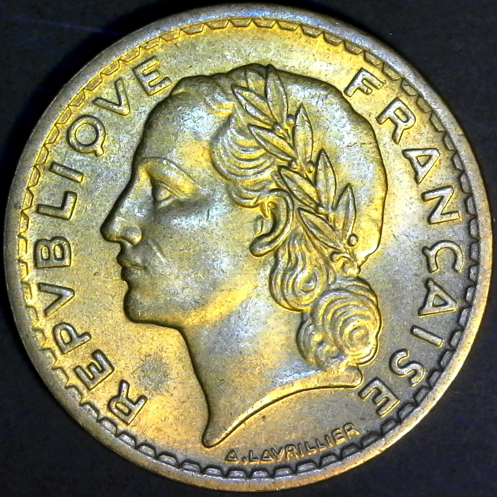 France Coin struck for Colonial use in Africa 5 Francs 1946 rev.jpg