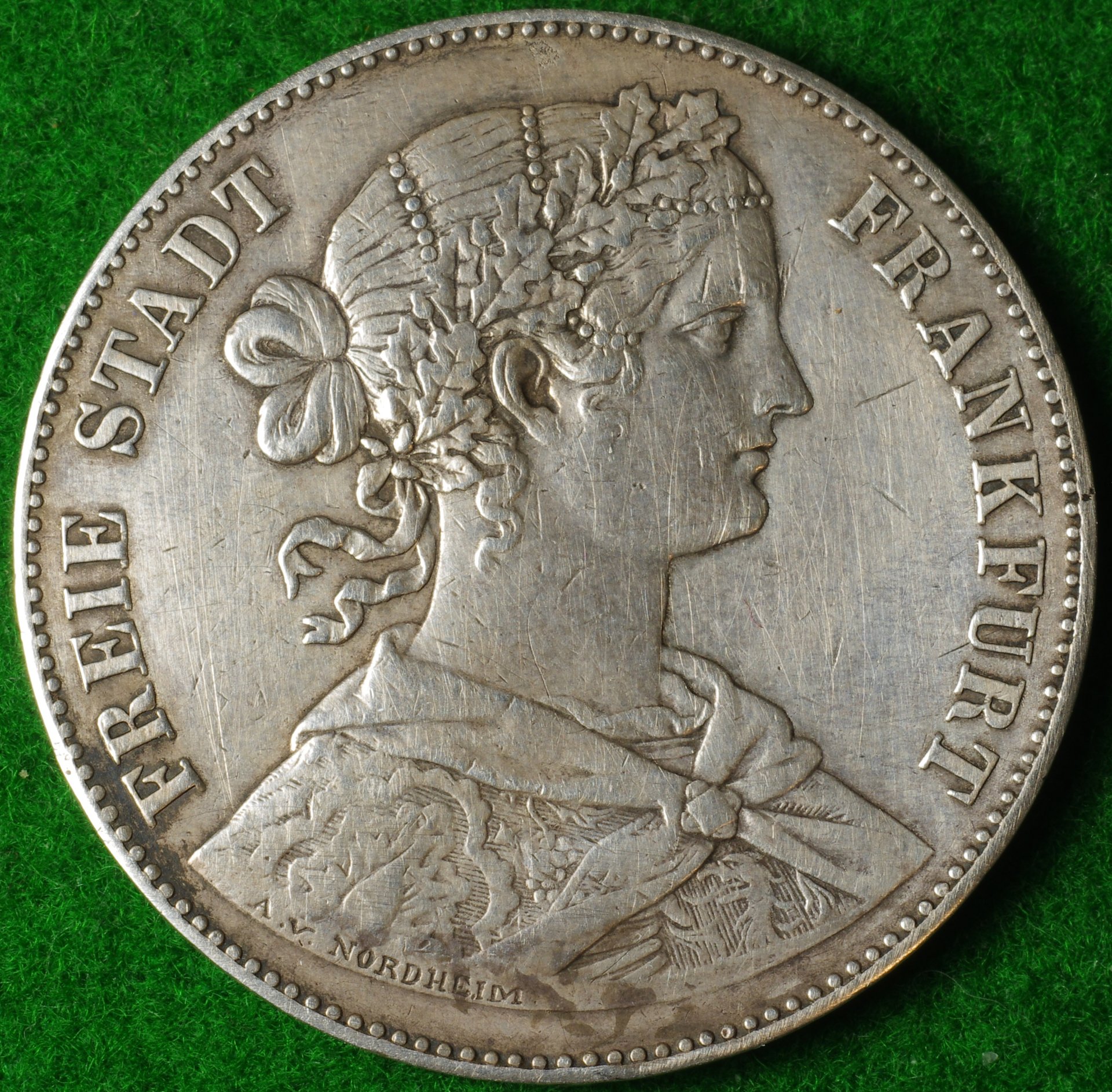 Frankfurt Thaler 1860 2.JPG
