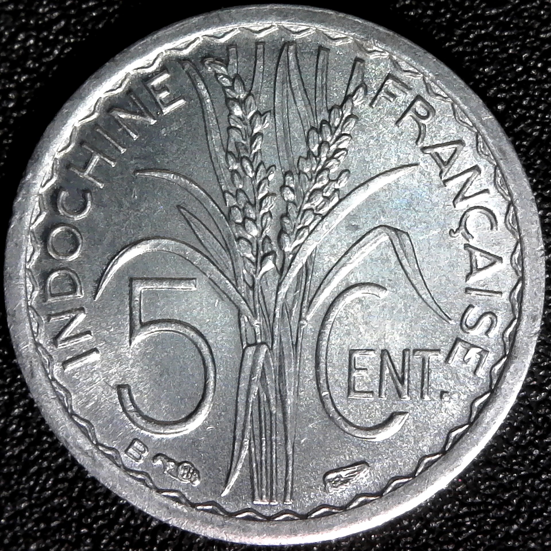 French Indo China 5 cent 1946B obv.jpg
