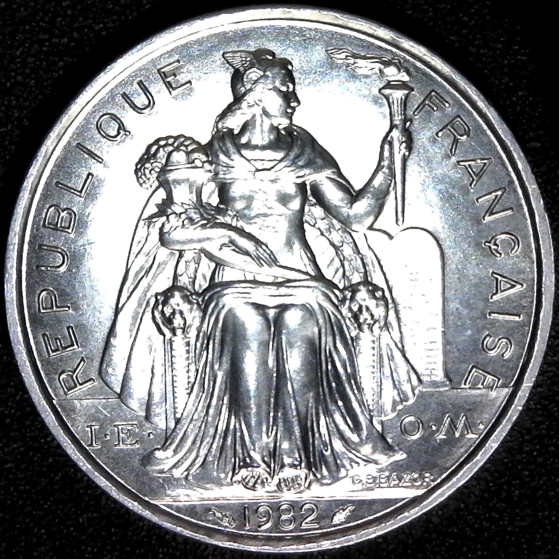 French Polynesia 5 Francs 1982 IEOM rev.jpg