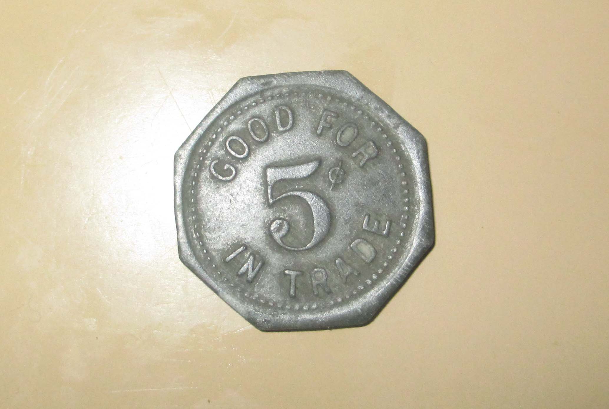 front of Nicks 5 coin-64096745.jpg