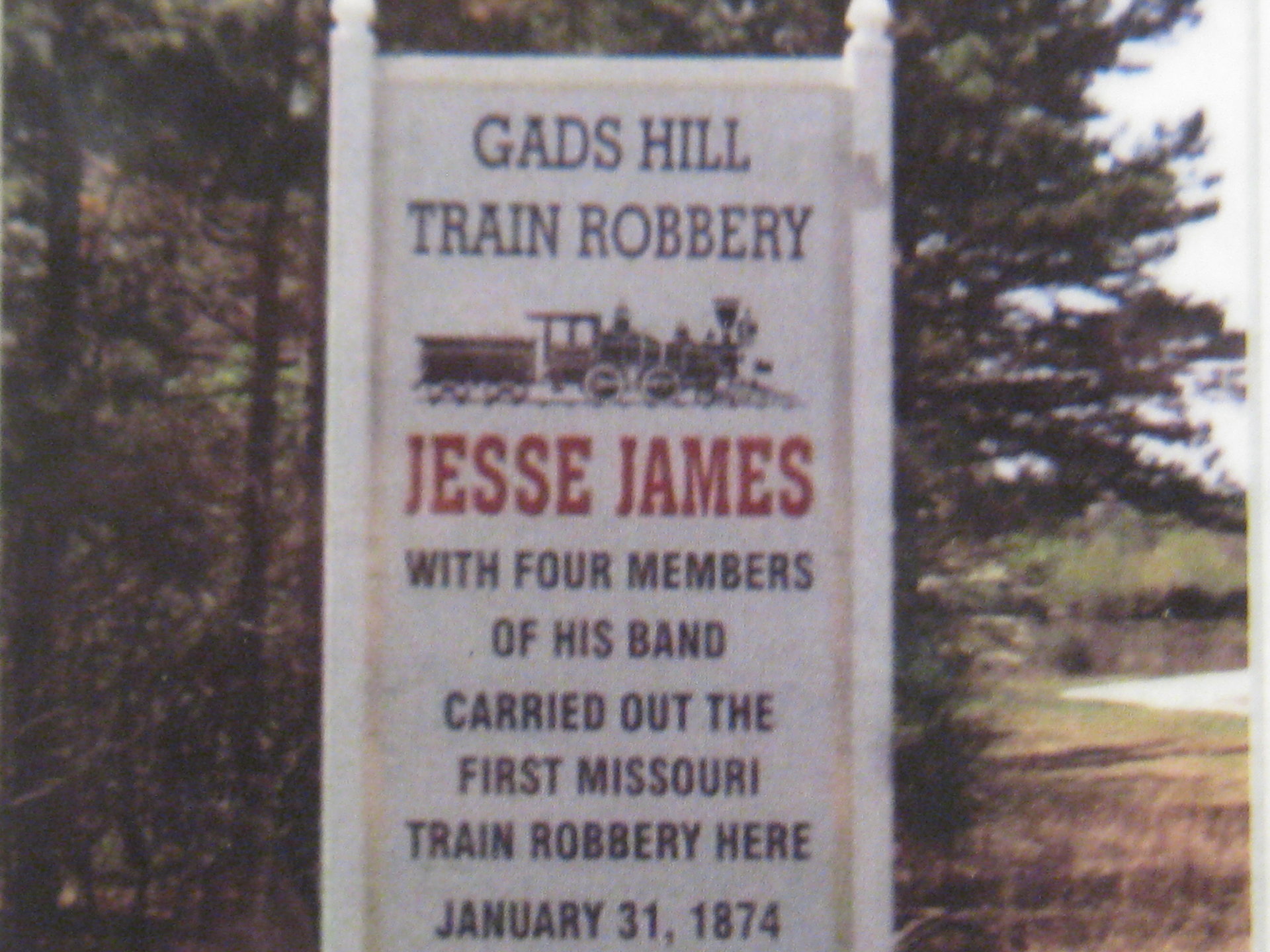 Gads Hill sign 001.JPG