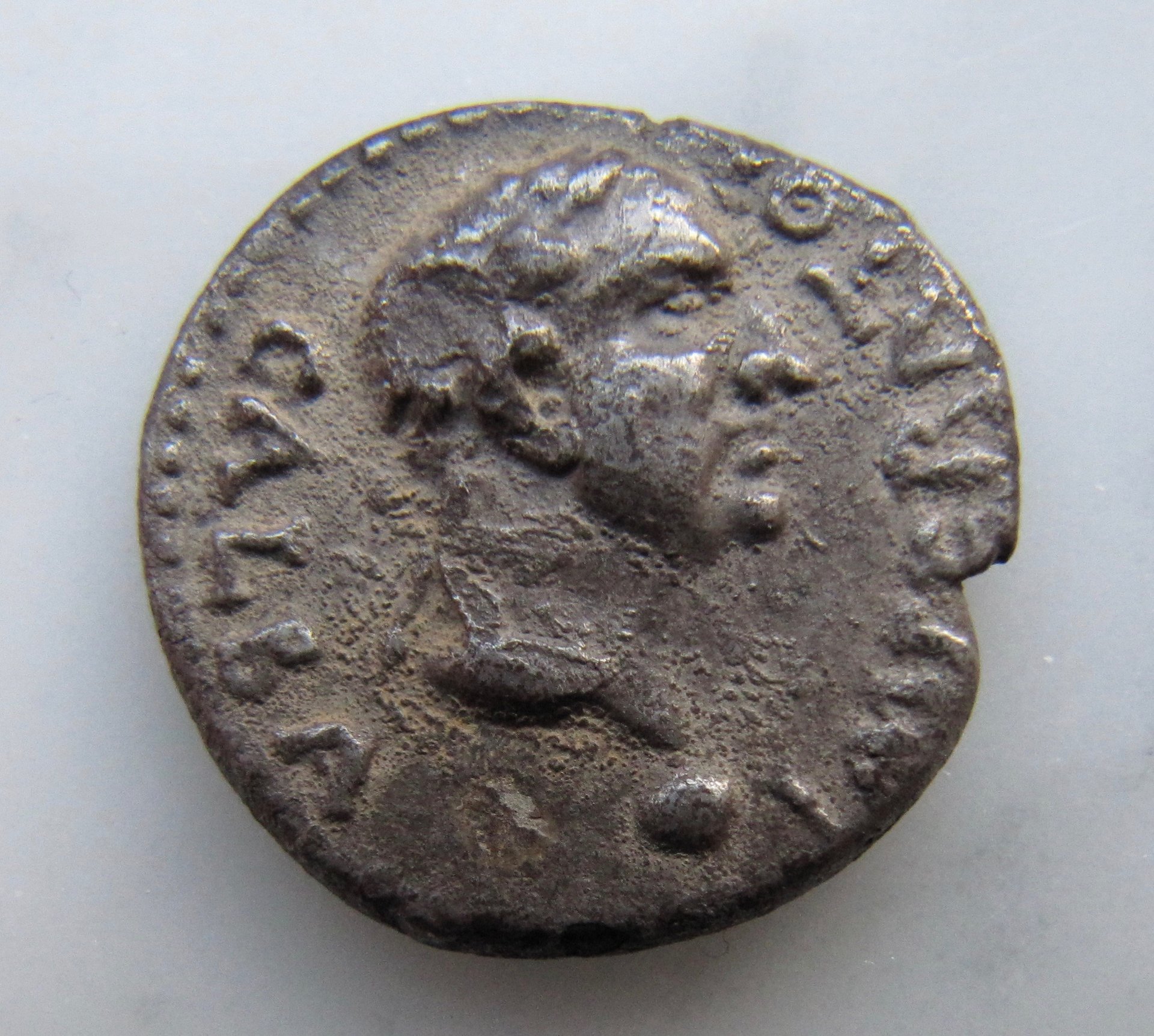 Galba denarius HISPANIA - OBV1 - 1.jpg