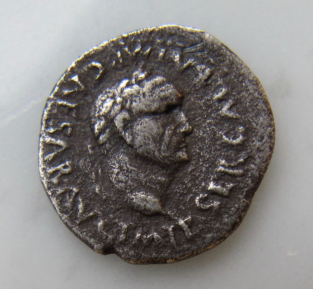 Galba Quinar Victoria - Obv - 1_opt.jpg