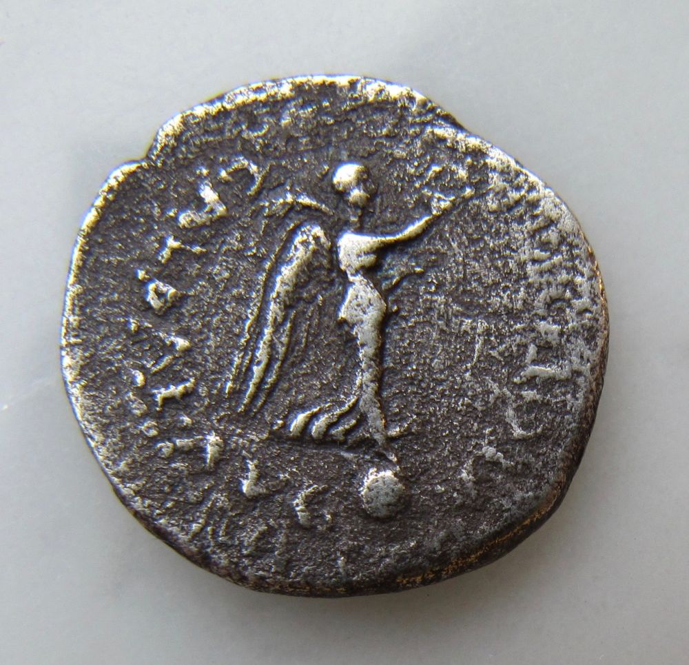 Galba Quinar Victoria - Rev - 1_opt.jpg