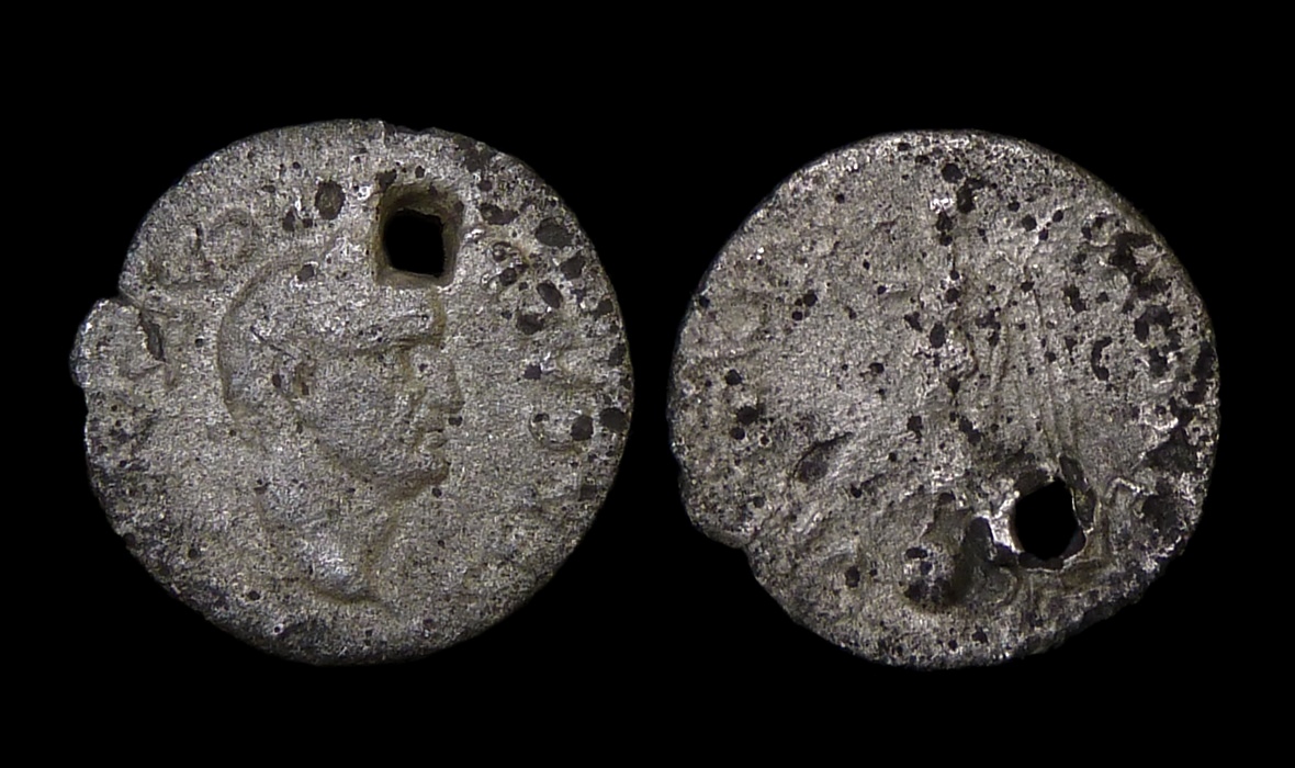 Galba - Quinarius Victory Holed 3408.jpg