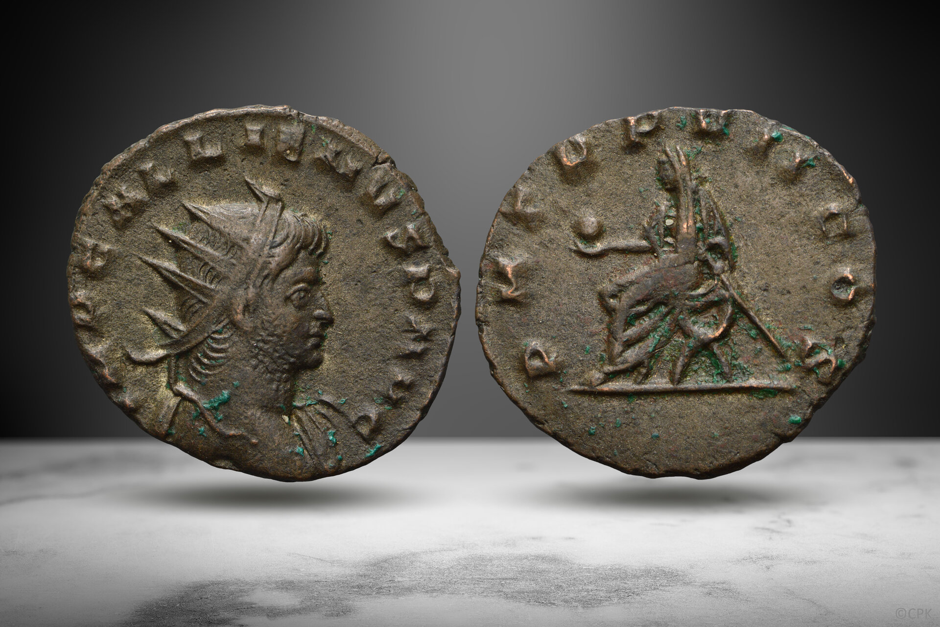 Gallienus antoninianus P M TR P VII COS.jpg