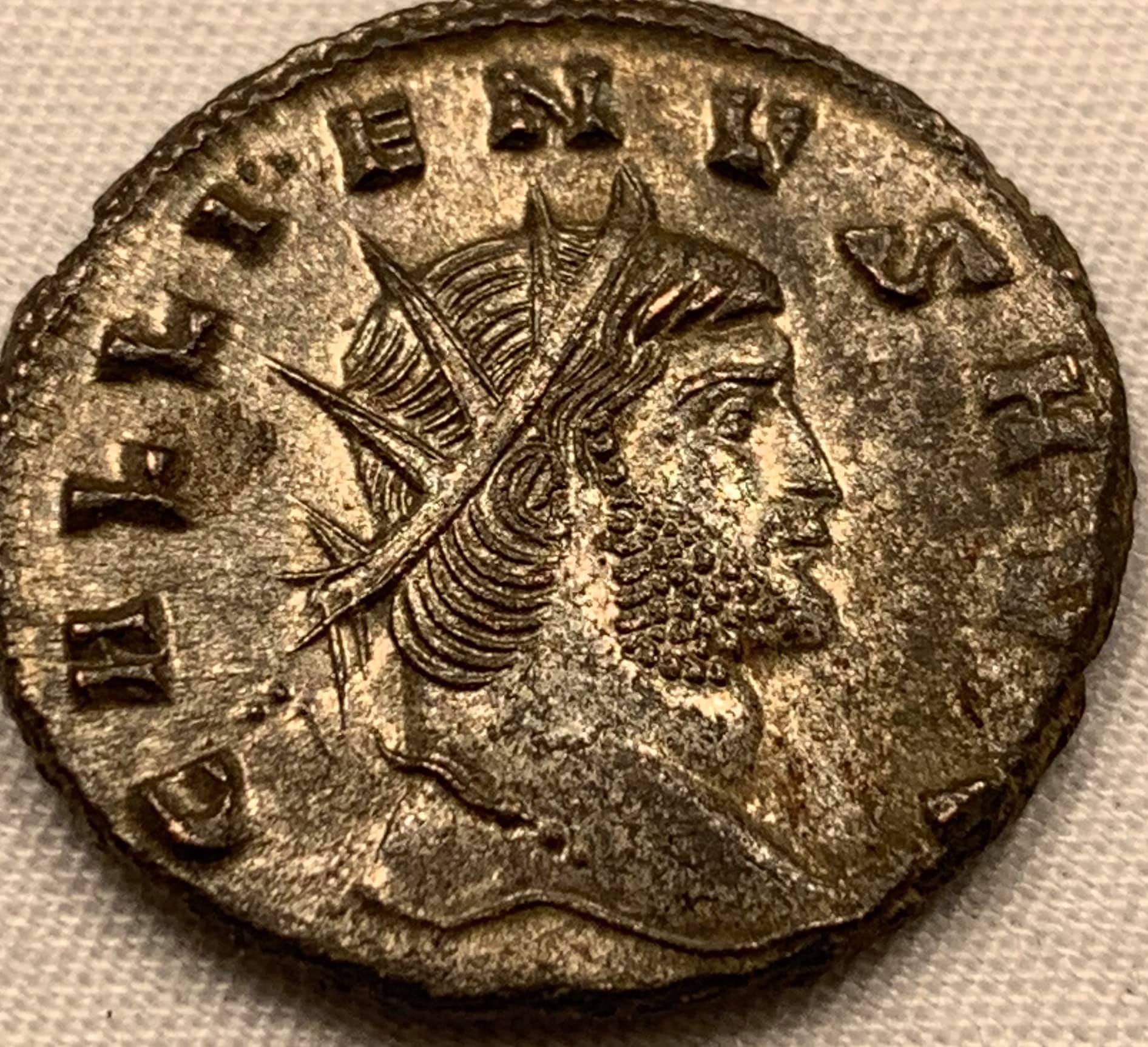 Gallienus doe coin from Facebook, obverse.jpg