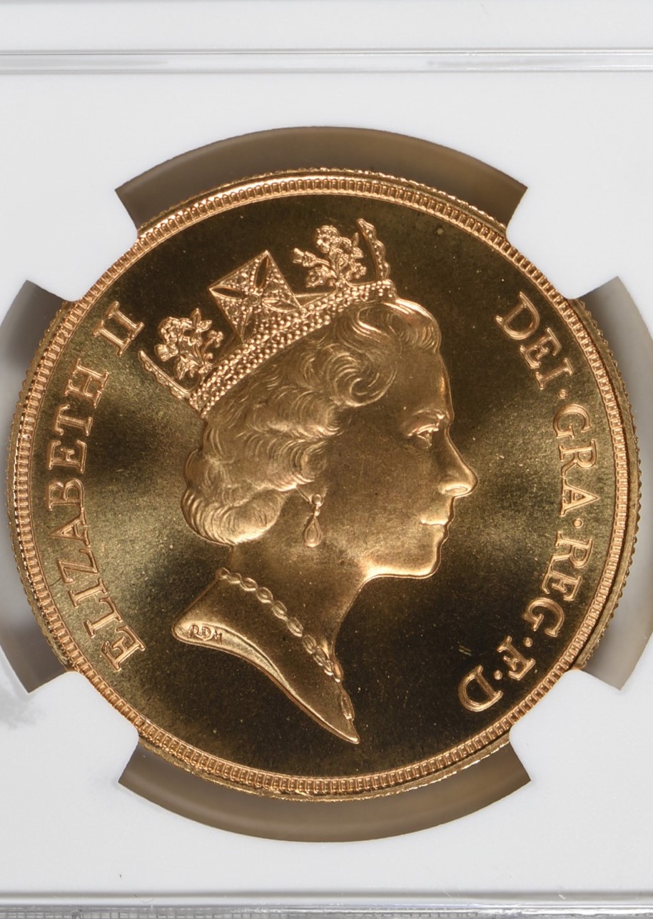 GB 1985 Pistrucci 5 Sov Obv MS69.jpg