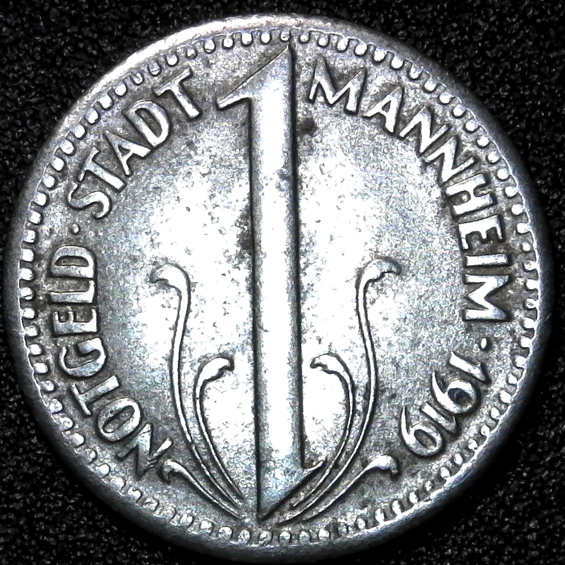 Germany Mannhiem 10 Pfg obv.jpg