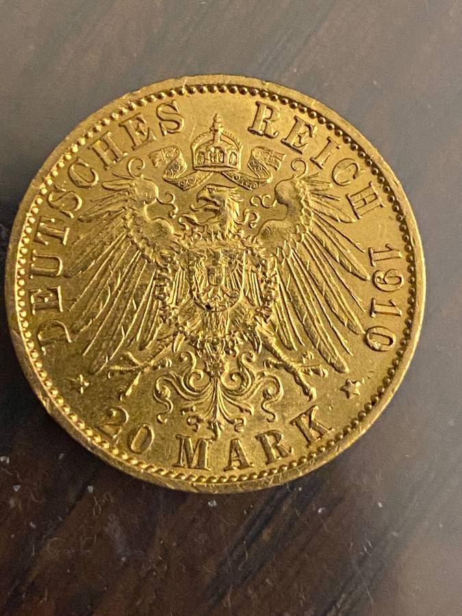 gold back.jpg