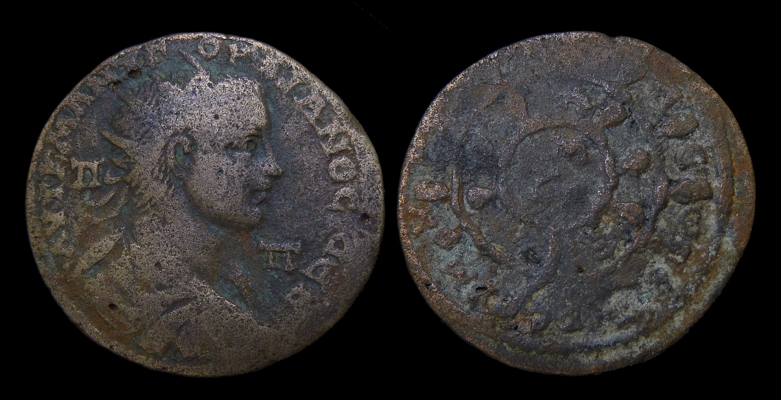 Gordian III - Cilicia Tarsos AE37 Ciliarch Crowns 3515.jpg