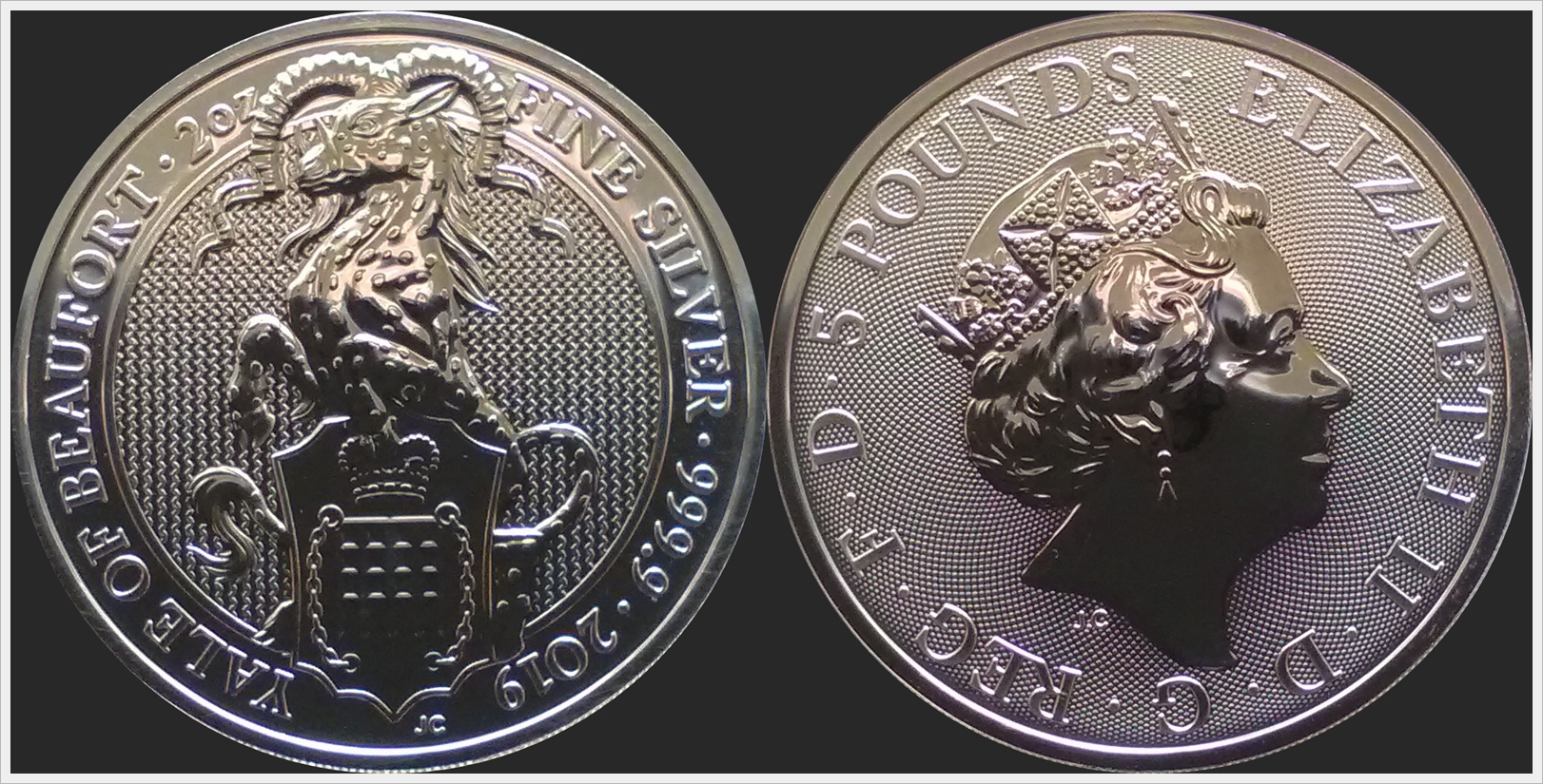 Great Britain 2019 Queens Beast Yale.jpg