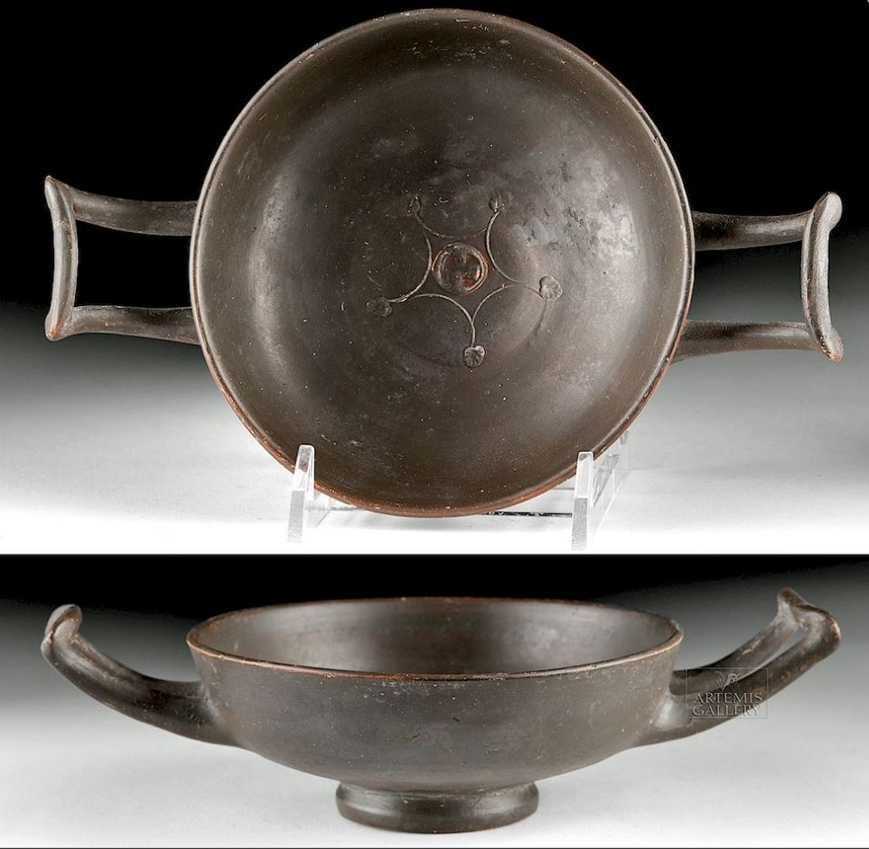 Greek Campania Ceramic Kylix.JPG