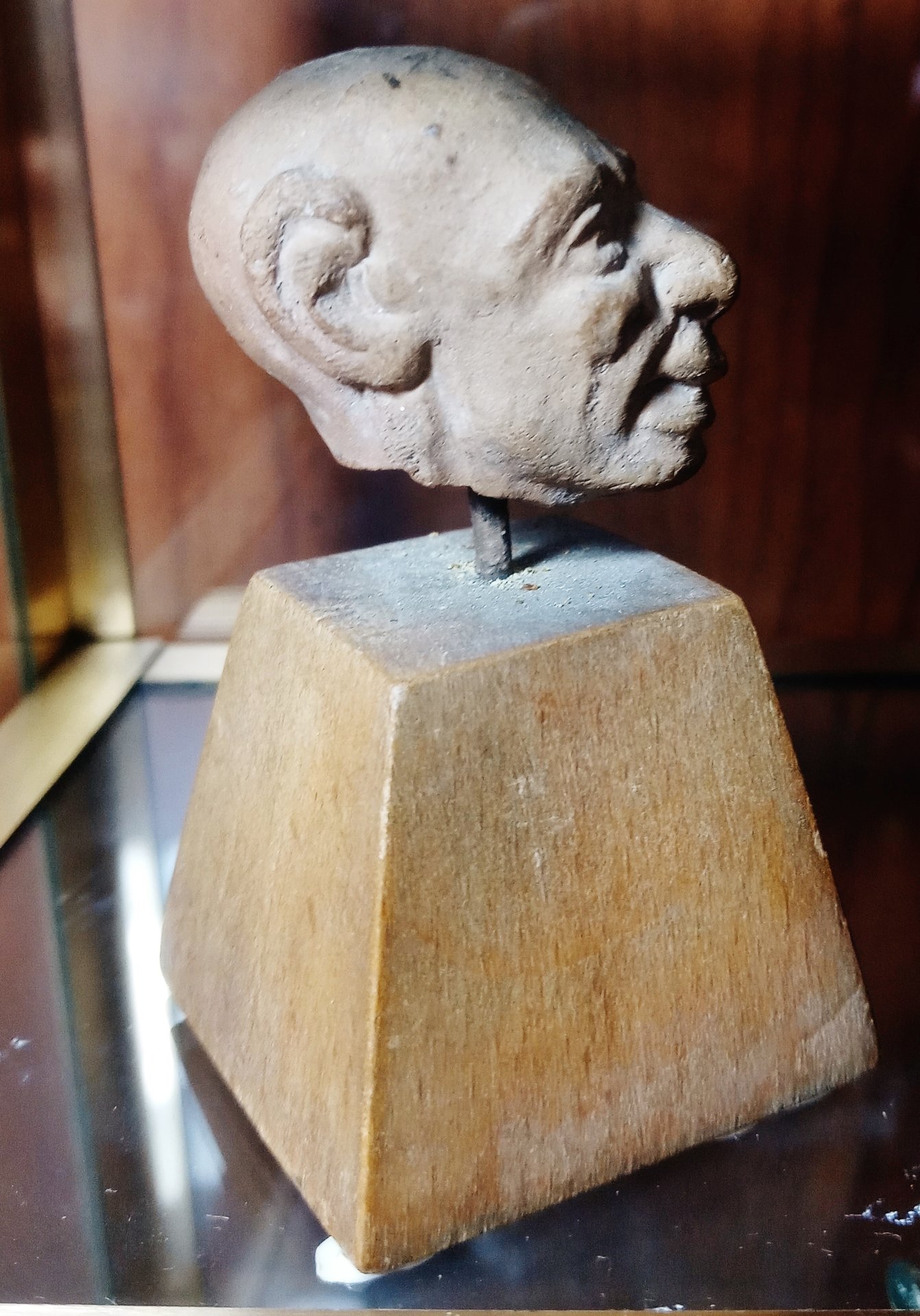 Greek Terracotta comic head (grotesque) of old man, right profile.jpg