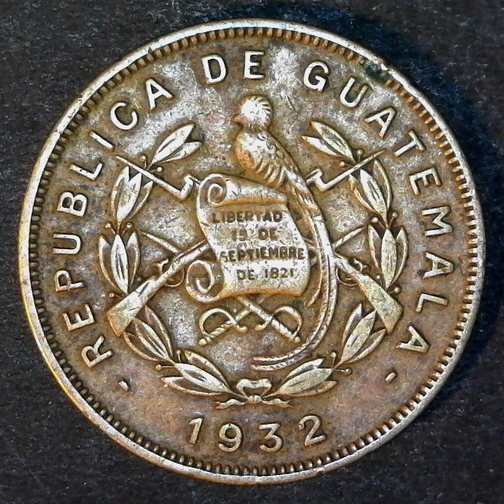 Guatemala 2 Centavos 1932 obv less 7.jpg