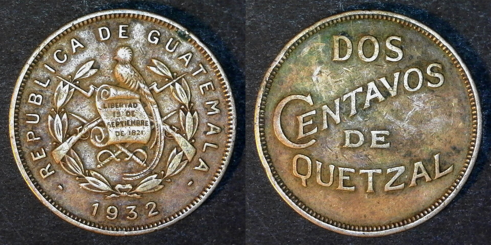 Guatemala 2 Centavos 1932 obv less 7-side.jpg