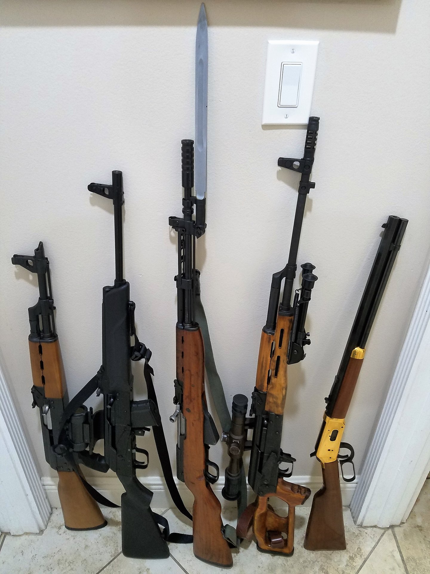 Guns.jpg