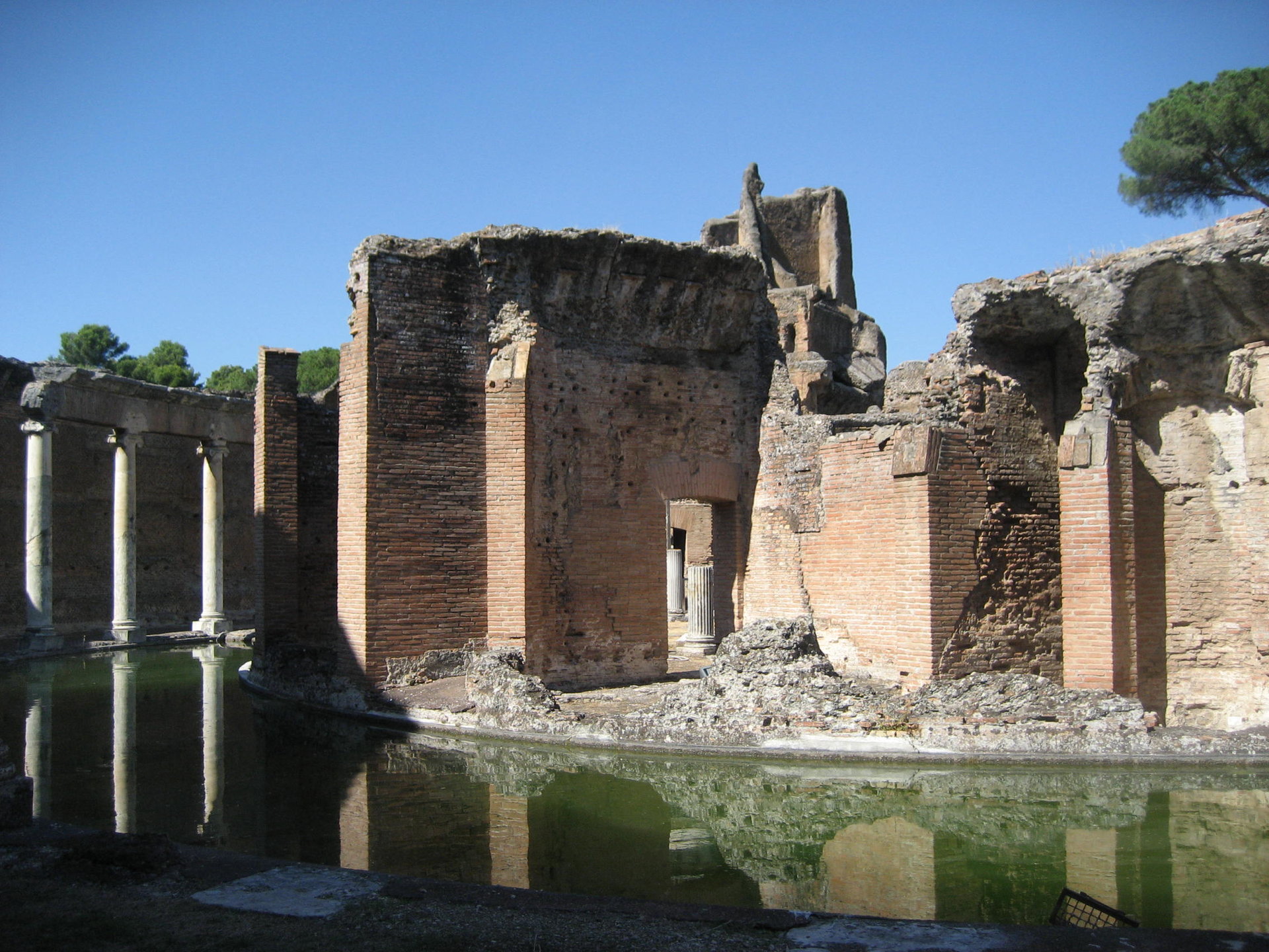 H. Villa 10.JPG