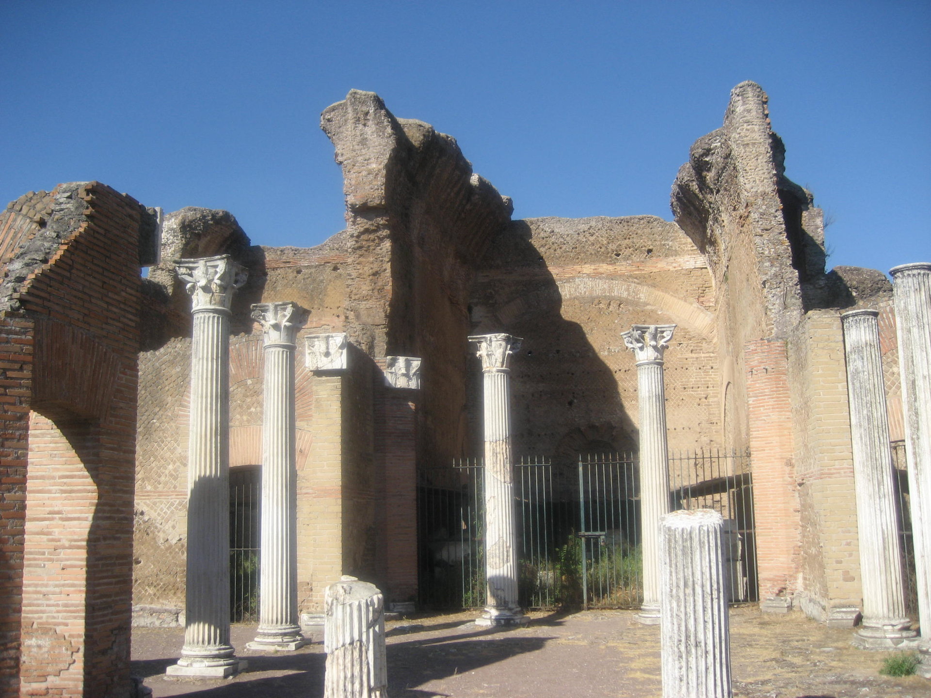 H. Villa 18.JPG