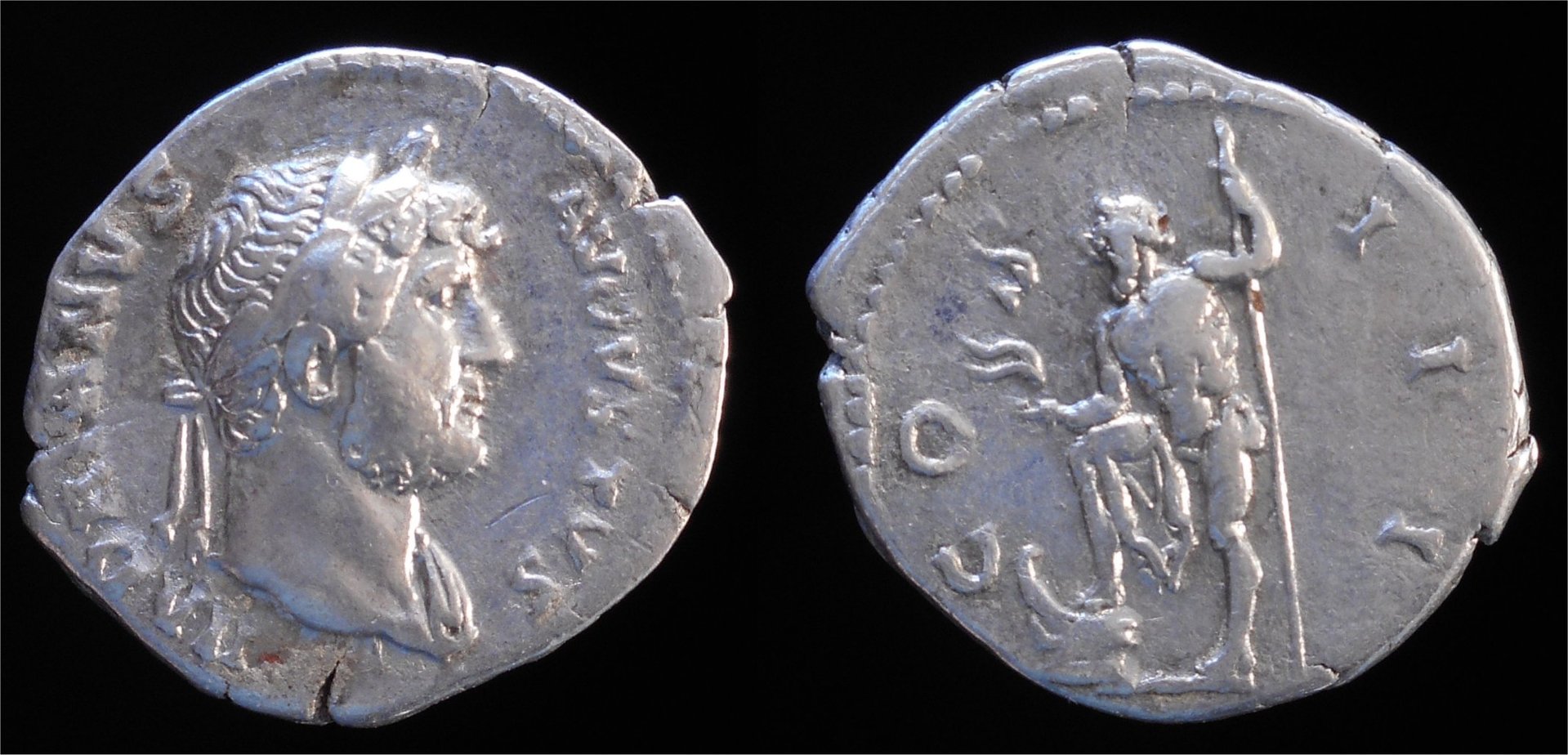 Hadrian AR Denarius Neptune left with acrostolium RIC 158d.jpg