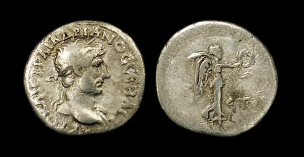 Hadrian Cappadocia hemidrachm.jpg