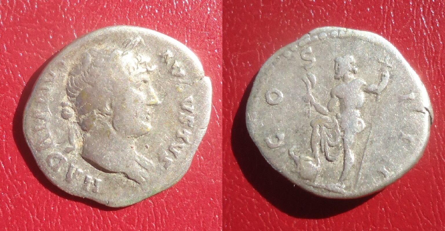 Hadrian - Den Neptune Jan 2015 (0).jpg