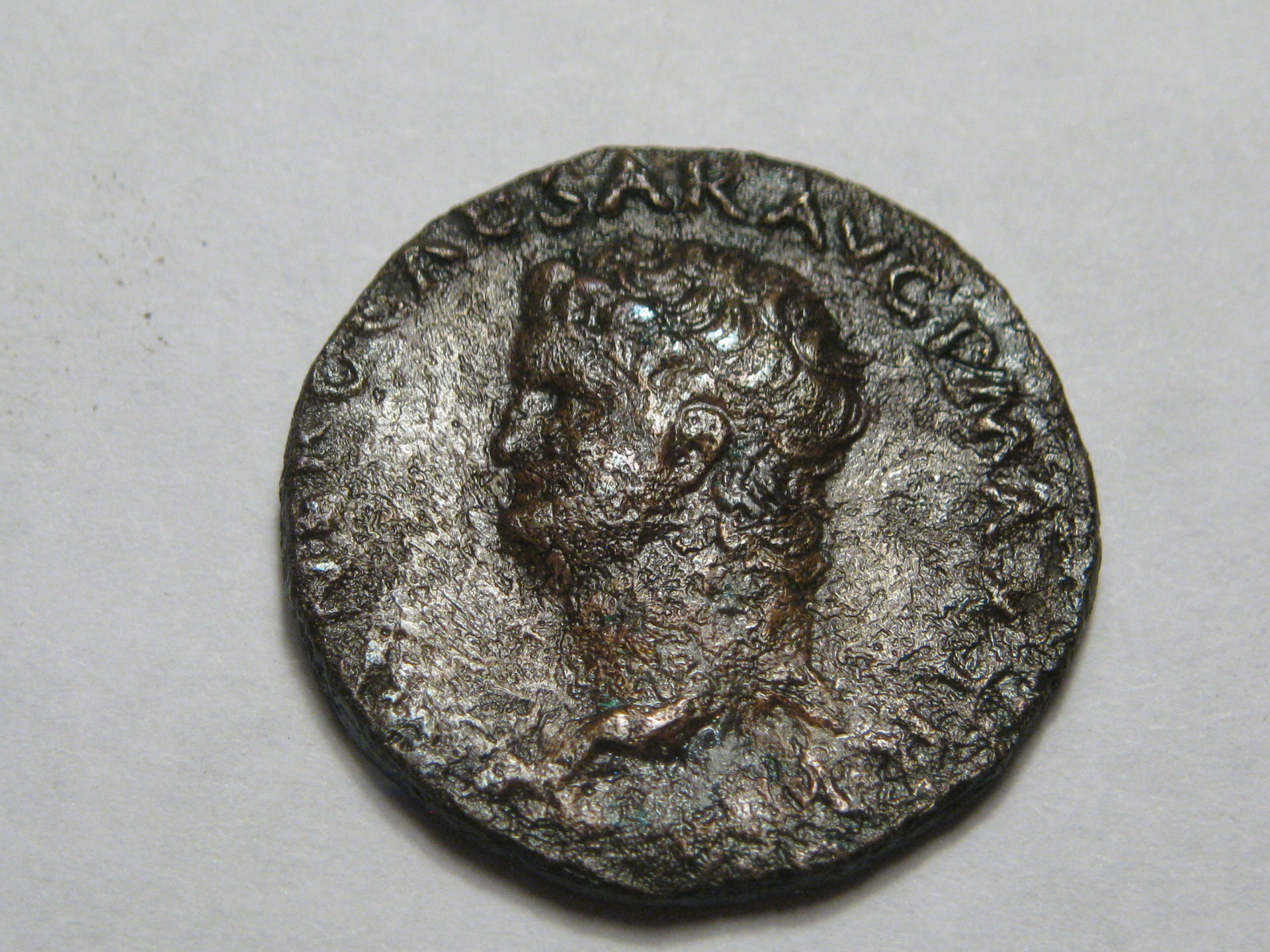 hadrian dupondius Nero As 006.JPG