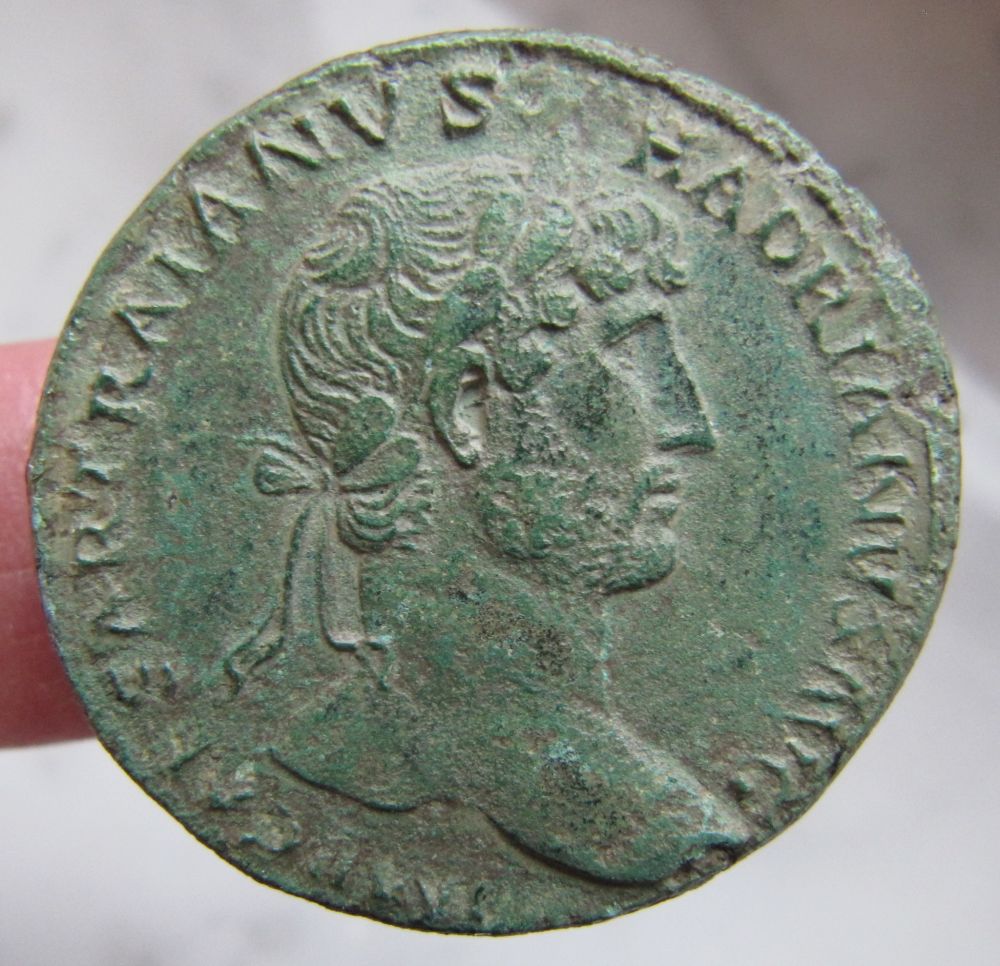 Hadrian Sestertius 563b-Obv1 - 1_opt.jpg