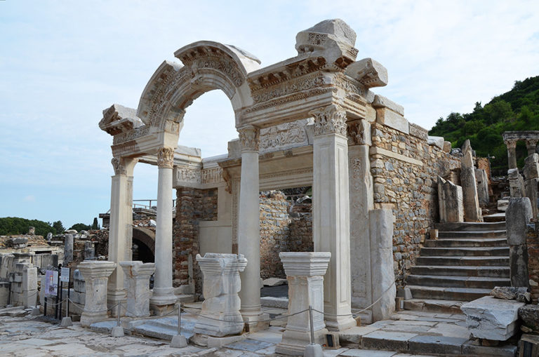 hadrian_templ-768x509.jpg