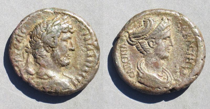 HadrianSabina4dr800.jpg