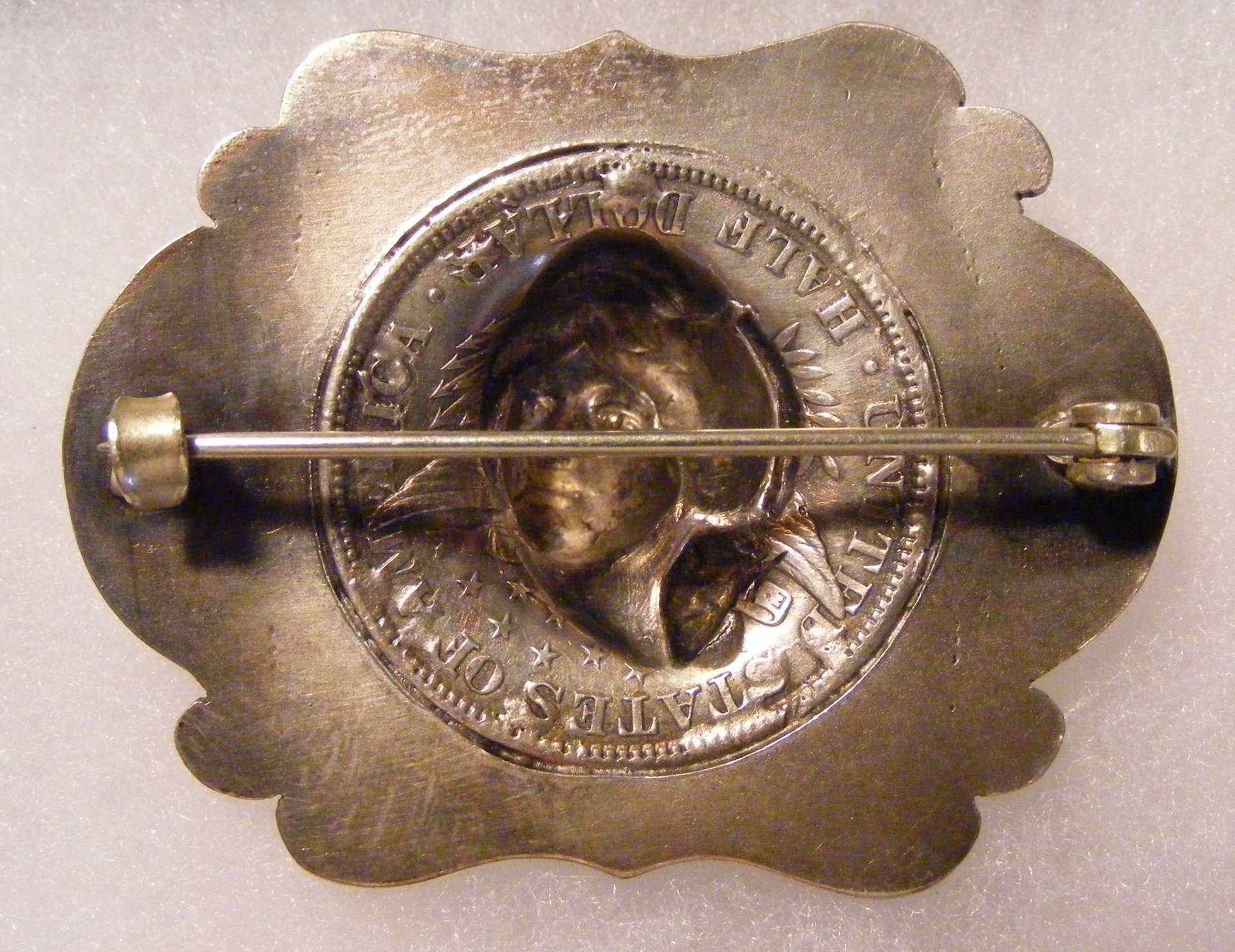 Half Dollar Liberty 1907 Brooch R.JPG