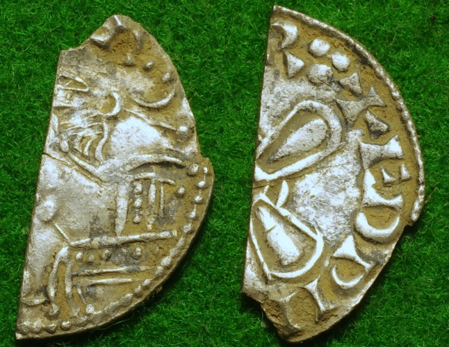 Harold I D N802 1-side.JPG