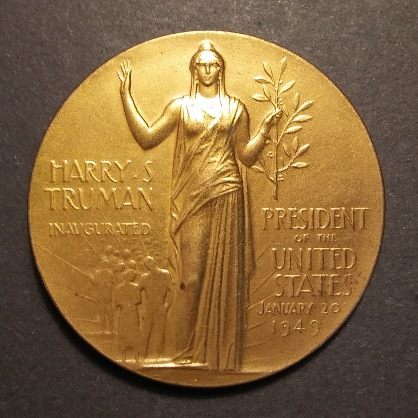 Harry Truman inaugural medal Rev..jpg