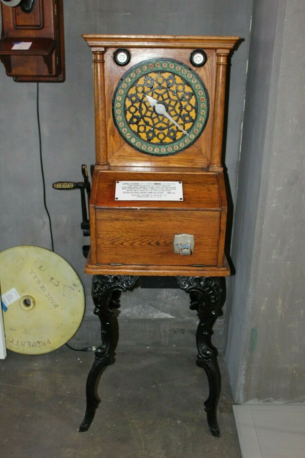 harvardtokenmachinea.jpg