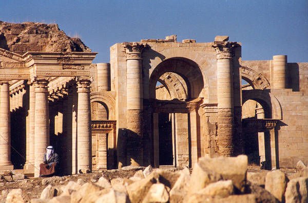 Hatra_ruins.jpg