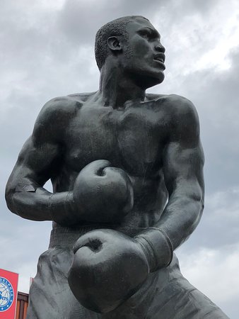 heavyweight-champion.jpg