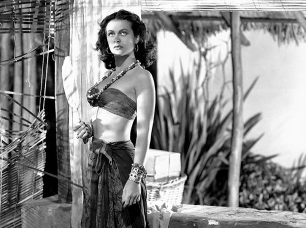 Hedy-Lamarr-in-White-Cargo-1942-600x446.jpg