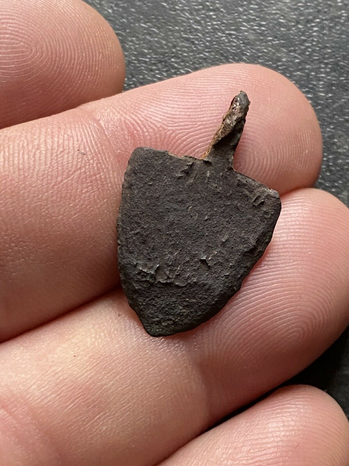 HERALDRY, RICHARD BRUCE HARNESS PENDANT, BACK.jpg