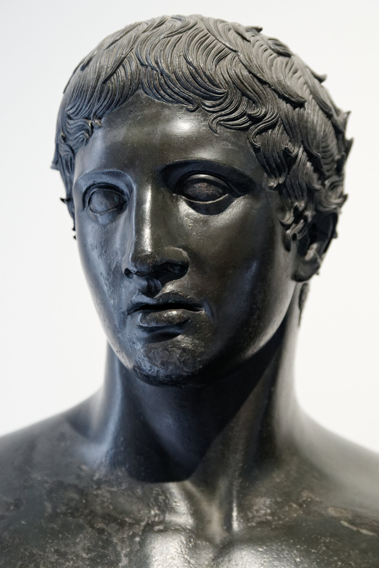 Herm_Doryphoros_MAN_Napoli_Inv4885_n01.jpg