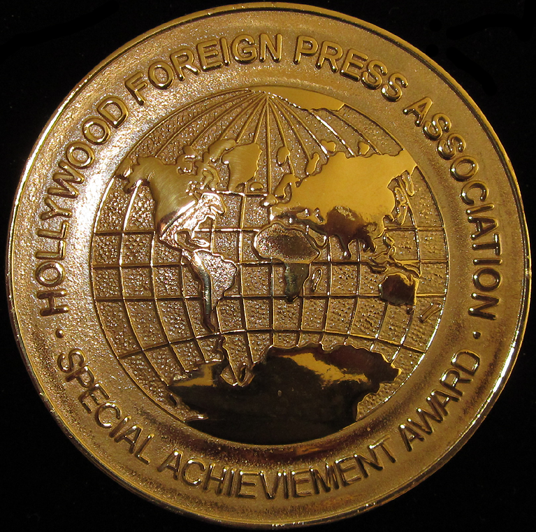 HFPA Globe Medal.PNG