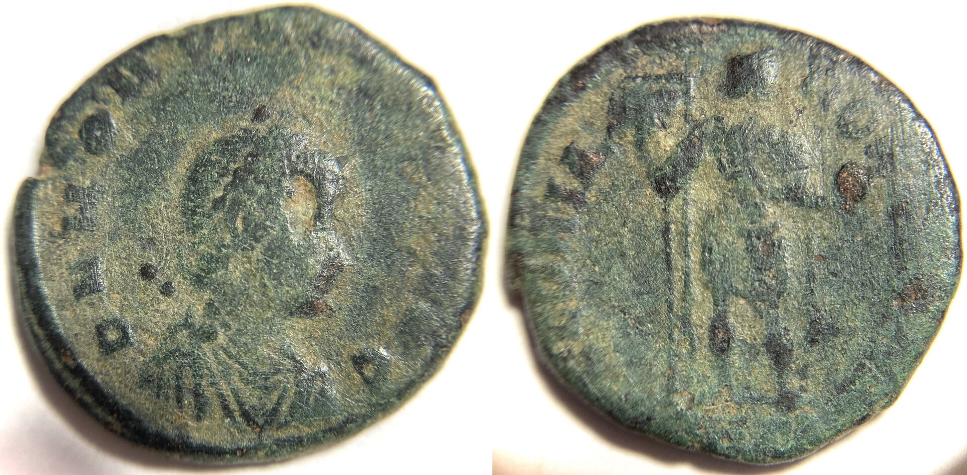 Honorius AE2.JPG