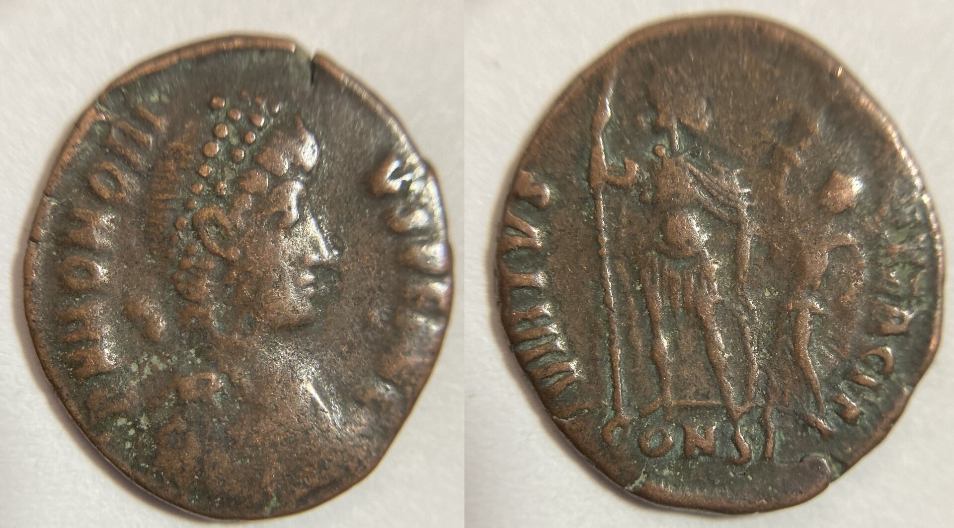 Honorius RIC X Constantinople 61.JPG