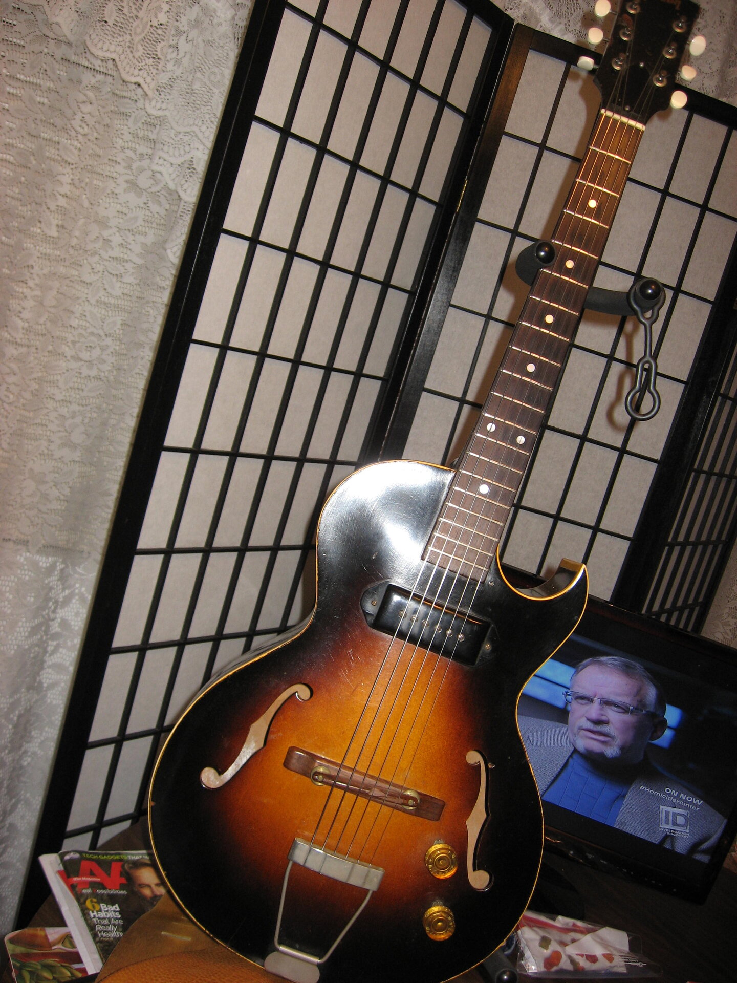 IbanezFG100&Coins 027.JPG