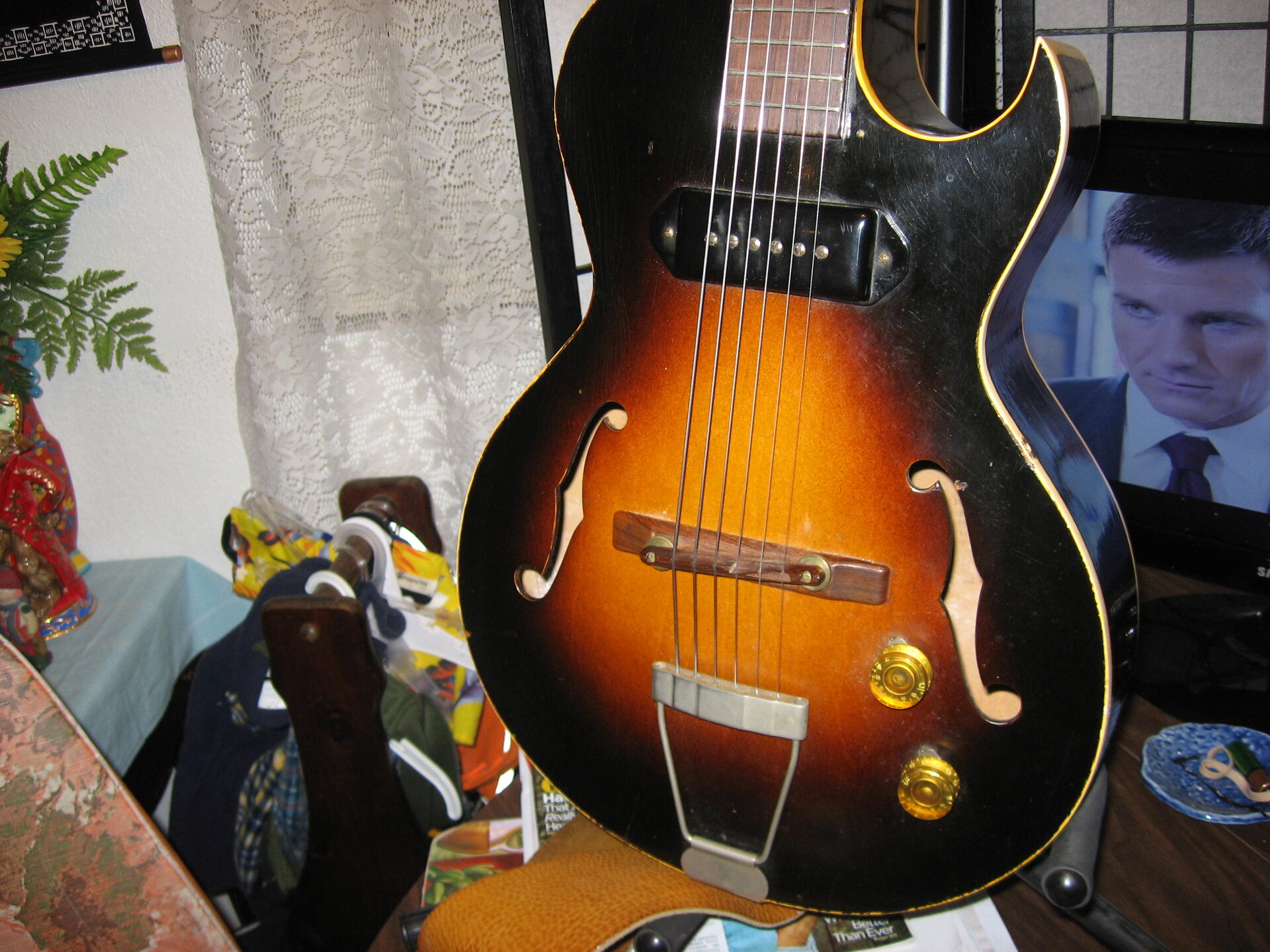IbanezFG100&Coins 028.JPG
