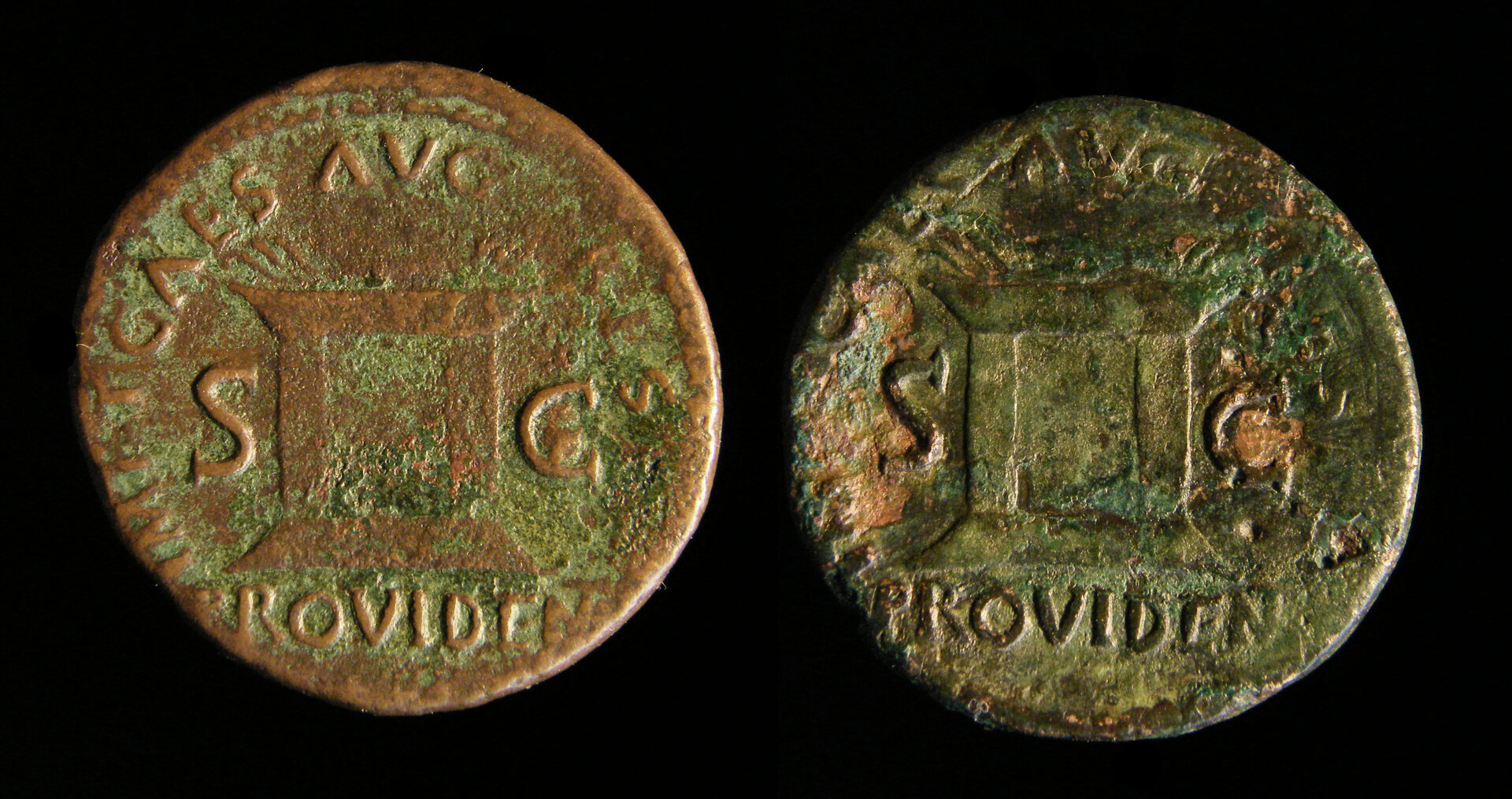 II Titus 192 reverse comparison.jpg