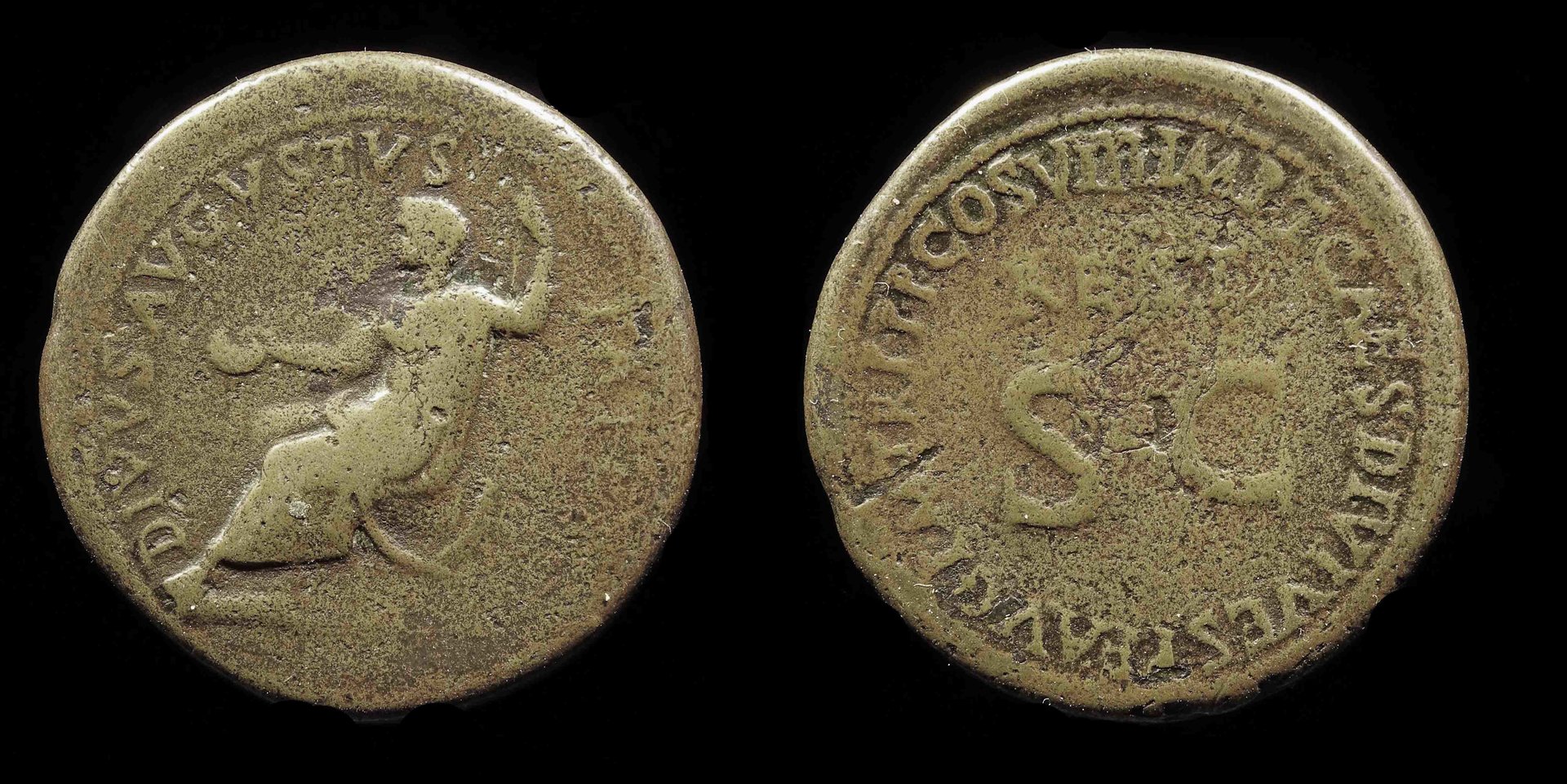 II Titus 403 Augustus restoration sestertius klein 5-096.jpg