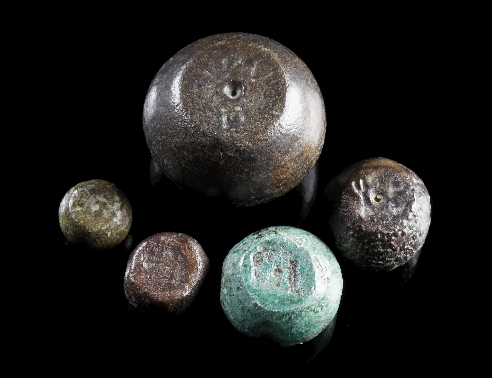 II VNCIA barrell weight in lot from Numisart 5.5.2024.jpg